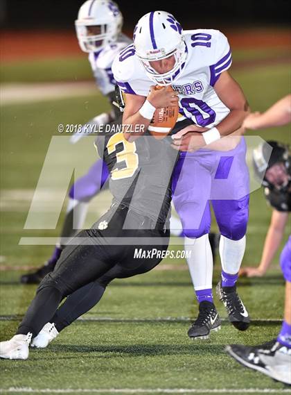 Thumbnail 1 in Jacksboro vs. Henrietta (UIL 3A Division 2 Region 2 Bi-District) photogallery.