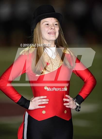 Thumbnail 3 in Jacksboro vs. Henrietta (UIL 3A Division 2 Region 2 Bi-District) photogallery.