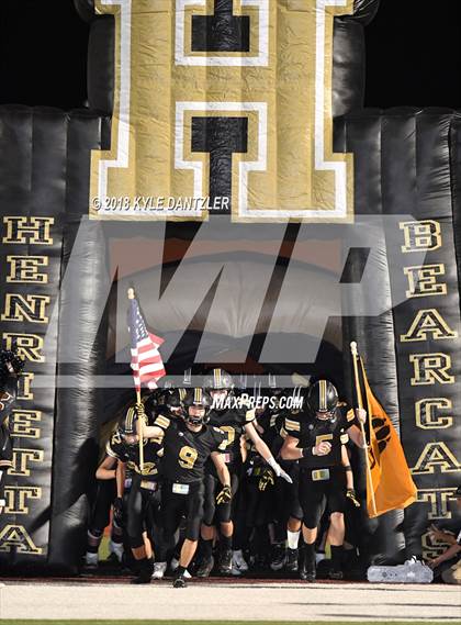 Thumbnail 3 in Jacksboro vs. Henrietta (UIL 3A Division 2 Region 2 Bi-District) photogallery.