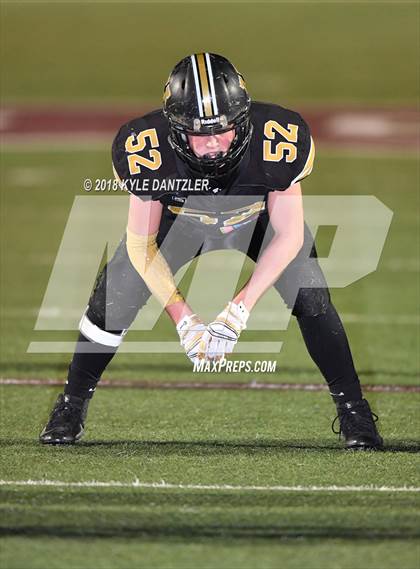 Thumbnail 3 in Jacksboro vs. Henrietta (UIL 3A Division 2 Region 2 Bi-District) photogallery.
