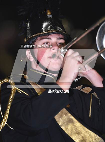 Thumbnail 2 in Jacksboro vs. Henrietta (UIL 3A Division 2 Region 2 Bi-District) photogallery.