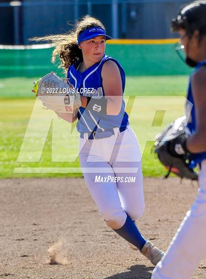 Thumbnail 3 in Alta Loma @ Ayala photogallery.