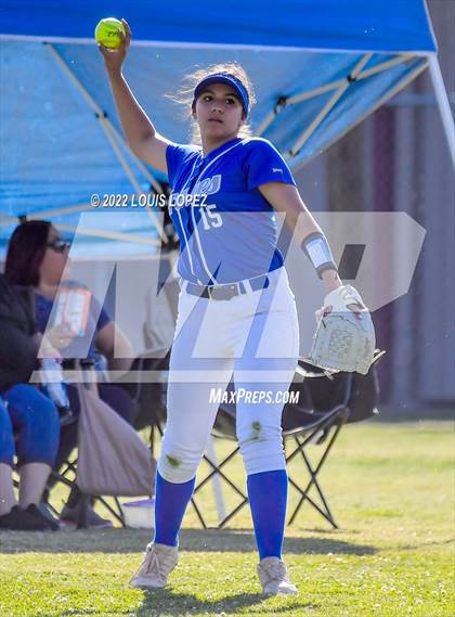 Thumbnail 3 in Alta Loma @ Ayala photogallery.