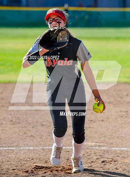 Thumbnail 1 in Alta Loma @ Ayala photogallery.