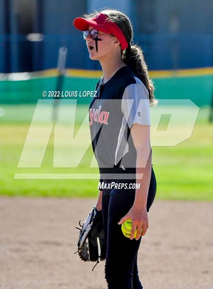 Thumbnail 1 in Alta Loma @ Ayala photogallery.