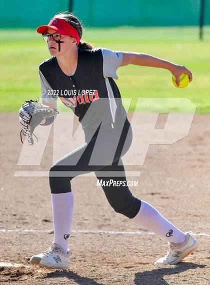 Thumbnail 1 in Alta Loma @ Ayala photogallery.