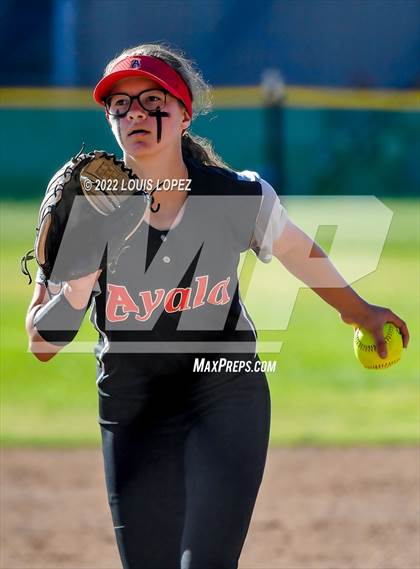 Thumbnail 2 in Alta Loma @ Ayala photogallery.