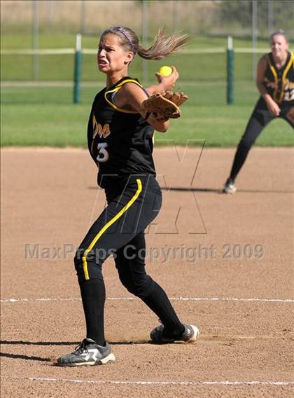 Thumbnail 3 in Oak Ridge vs. Del Oro (CIF SJS D2 Final) photogallery.