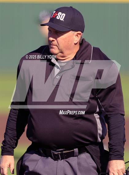 Thumbnail 2 in Grand Saline vs Van photogallery.