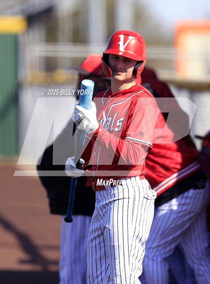 Thumbnail 2 in Grand Saline vs Van photogallery.
