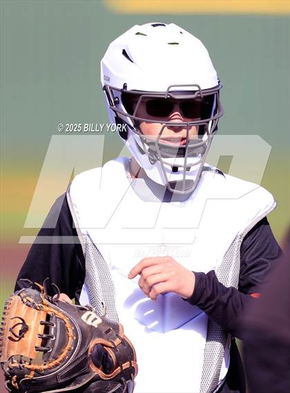 Thumbnail 1 in Grand Saline vs Van photogallery.