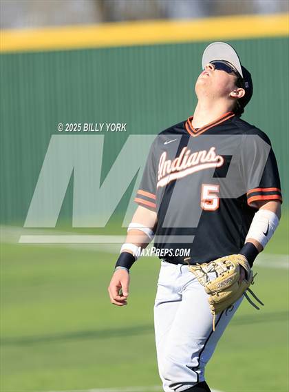 Thumbnail 3 in Grand Saline vs Van photogallery.