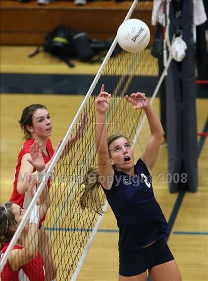 Thumbnail 2 in Corona del Mar vs. Redlands East Valley (CIF SS D2-AA Final) photogallery.