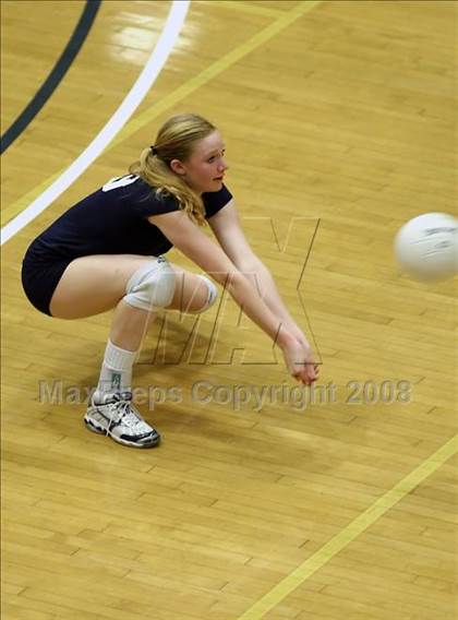 Thumbnail 1 in Corona del Mar vs. Redlands East Valley (CIF SS D2-AA Final) photogallery.