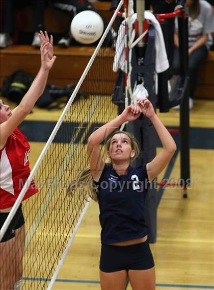 Thumbnail 1 in Corona del Mar vs. Redlands East Valley (CIF SS D2-AA Final) photogallery.