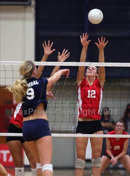 Thumbnail 3 in Corona del Mar vs. Redlands East Valley (CIF SS D2-AA Final) photogallery.