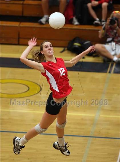 Thumbnail 2 in Corona del Mar vs. Redlands East Valley (CIF SS D2-AA Final) photogallery.