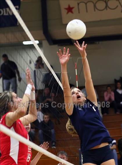 Thumbnail 3 in Corona del Mar vs. Redlands East Valley (CIF SS D2-AA Final) photogallery.