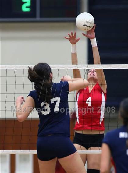 Thumbnail 1 in Corona del Mar vs. Redlands East Valley (CIF SS D2-AA Final) photogallery.