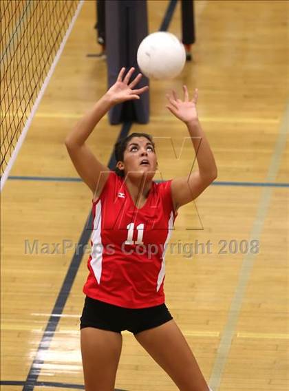 Thumbnail 3 in Corona del Mar vs. Redlands East Valley (CIF SS D2-AA Final) photogallery.