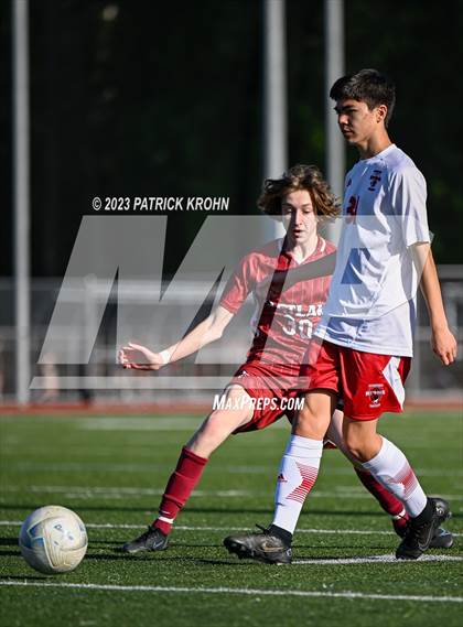 Thumbnail 1 in Newport-Sammamish-Interlake photogallery.