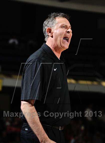 Thumbnail 3 in Mater Dei vs. Etiwanda (CIF-SS D1AA Final) photogallery.