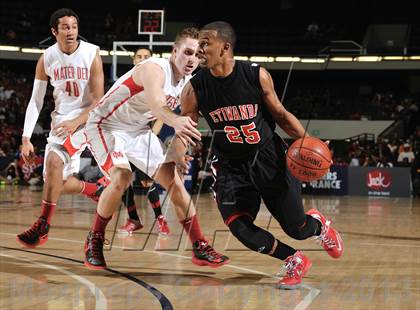 Thumbnail 2 in Mater Dei vs. Etiwanda (CIF-SS D1AA Final) photogallery.
