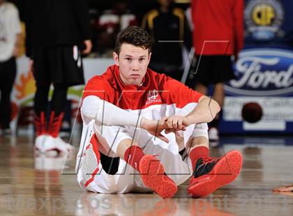 Thumbnail 2 in Mater Dei vs. Etiwanda (CIF-SS D1AA Final) photogallery.
