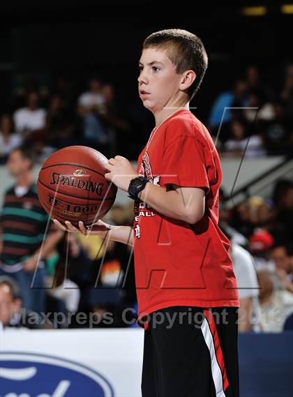 Thumbnail 2 in Mater Dei vs. Etiwanda (CIF-SS D1AA Final) photogallery.