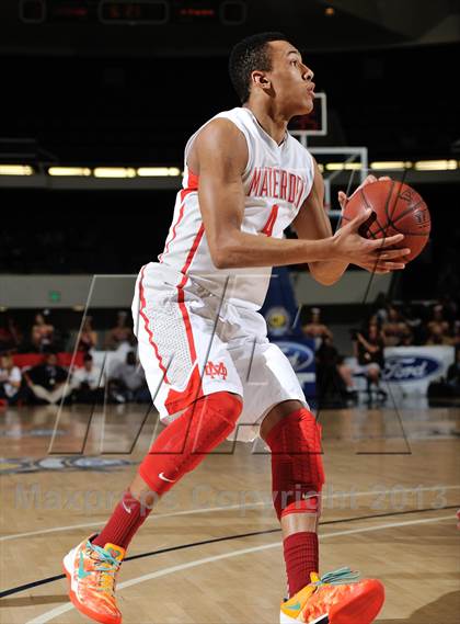 Thumbnail 3 in Mater Dei vs. Etiwanda (CIF-SS D1AA Final) photogallery.