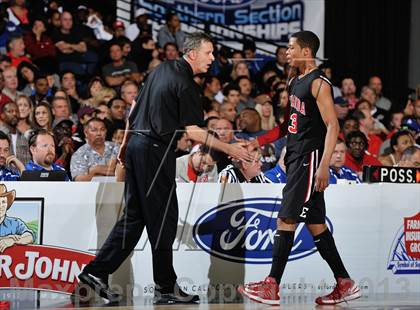 Thumbnail 1 in Mater Dei vs. Etiwanda (CIF-SS D1AA Final) photogallery.