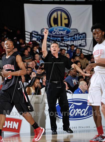 Thumbnail 2 in Mater Dei vs. Etiwanda (CIF-SS D1AA Final) photogallery.