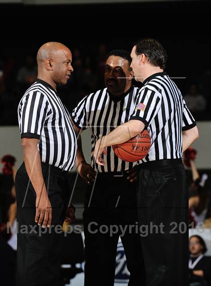 Thumbnail 3 in Mater Dei vs. Etiwanda (CIF-SS D1AA Final) photogallery.