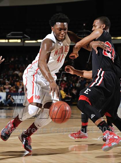 Thumbnail 1 in Mater Dei vs. Etiwanda (CIF-SS D1AA Final) photogallery.