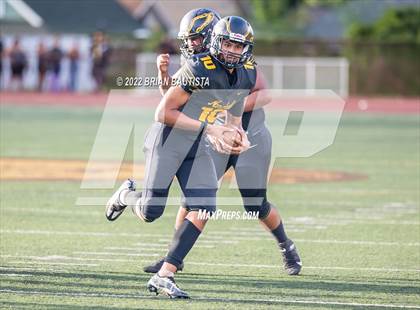 Thumbnail 3 in Nanakuli vs Kaiser (OIA Division 2 Championship) photogallery.