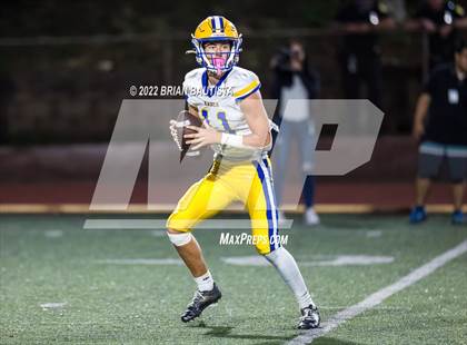 Thumbnail 2 in Nanakuli vs Kaiser (OIA Division 2 Championship) photogallery.