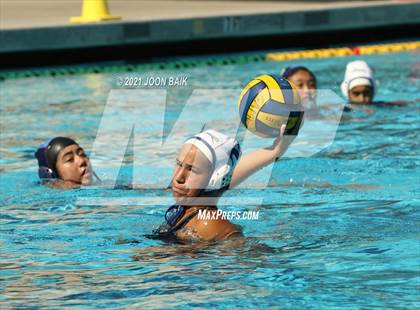 Thumbnail 1 in JV: Valley Christian vs Leland (Saint Francis JV Invitational) photogallery.