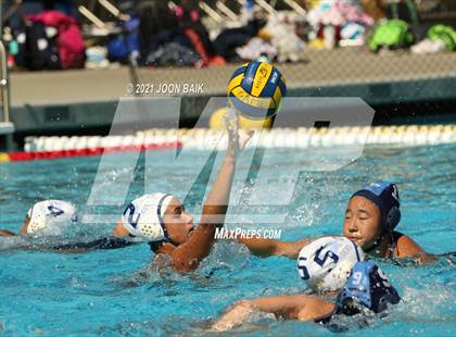 Thumbnail 2 in JV: Valley Christian vs Leland (Saint Francis JV Invitational) photogallery.