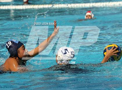Thumbnail 2 in JV: Valley Christian vs Leland (Saint Francis JV Invitational) photogallery.