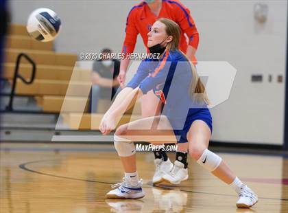 Thumbnail 2 in Grand Oaks @ Oak Ridge photogallery.