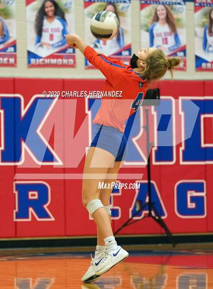 Thumbnail 2 in Grand Oaks @ Oak Ridge photogallery.