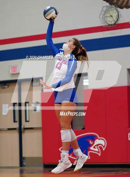 Thumbnail 3 in Grand Oaks @ Oak Ridge photogallery.