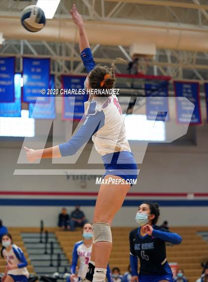 Thumbnail 3 in Grand Oaks @ Oak Ridge photogallery.