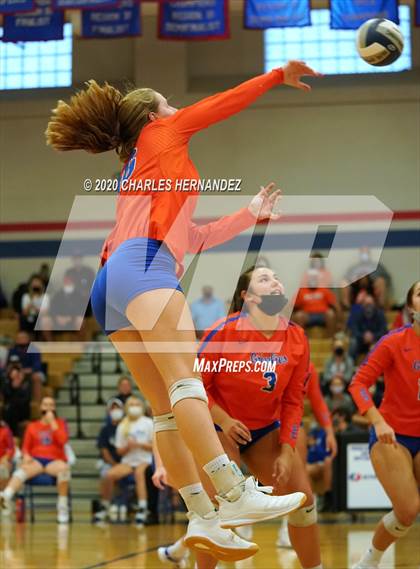 Thumbnail 2 in Grand Oaks @ Oak Ridge photogallery.