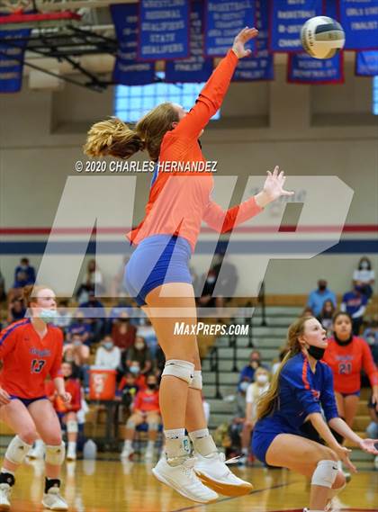 Thumbnail 1 in Grand Oaks @ Oak Ridge photogallery.