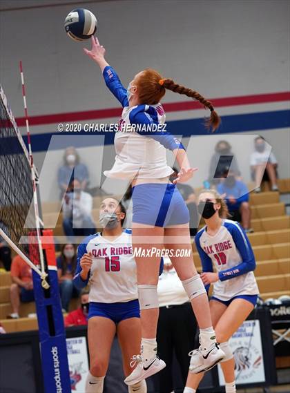 Thumbnail 2 in Grand Oaks @ Oak Ridge photogallery.