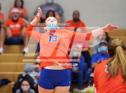 Thumbnail 3 in Grand Oaks @ Oak Ridge photogallery.