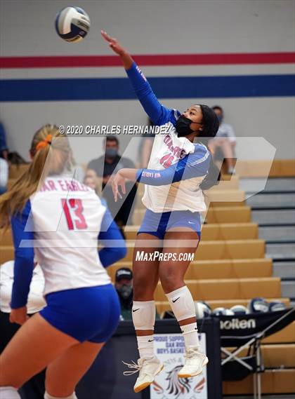 Thumbnail 2 in Grand Oaks @ Oak Ridge photogallery.