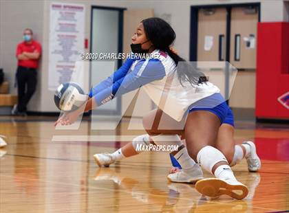 Thumbnail 2 in Grand Oaks @ Oak Ridge photogallery.