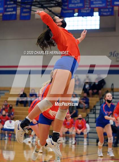 Thumbnail 3 in Grand Oaks @ Oak Ridge photogallery.